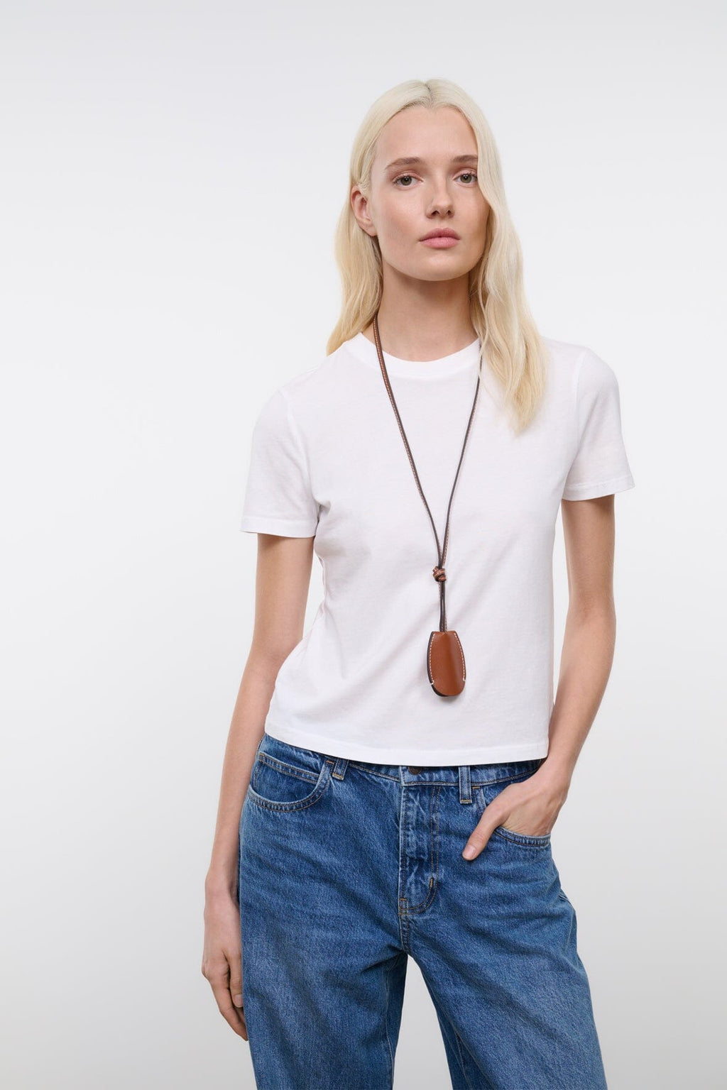 MOON WHISTLE | TABAC