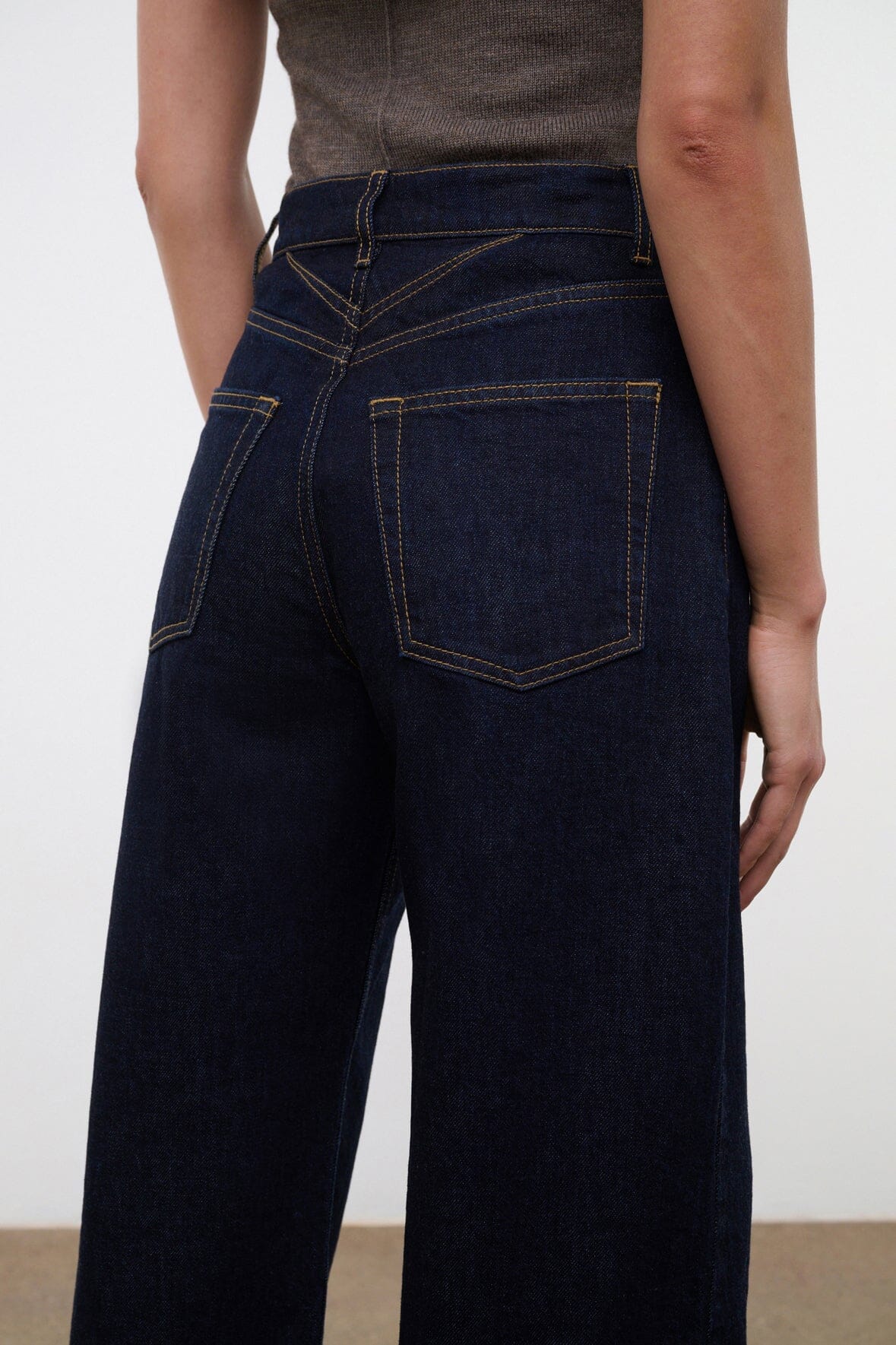 LEO HIGH RISE JEAN | INDIGO