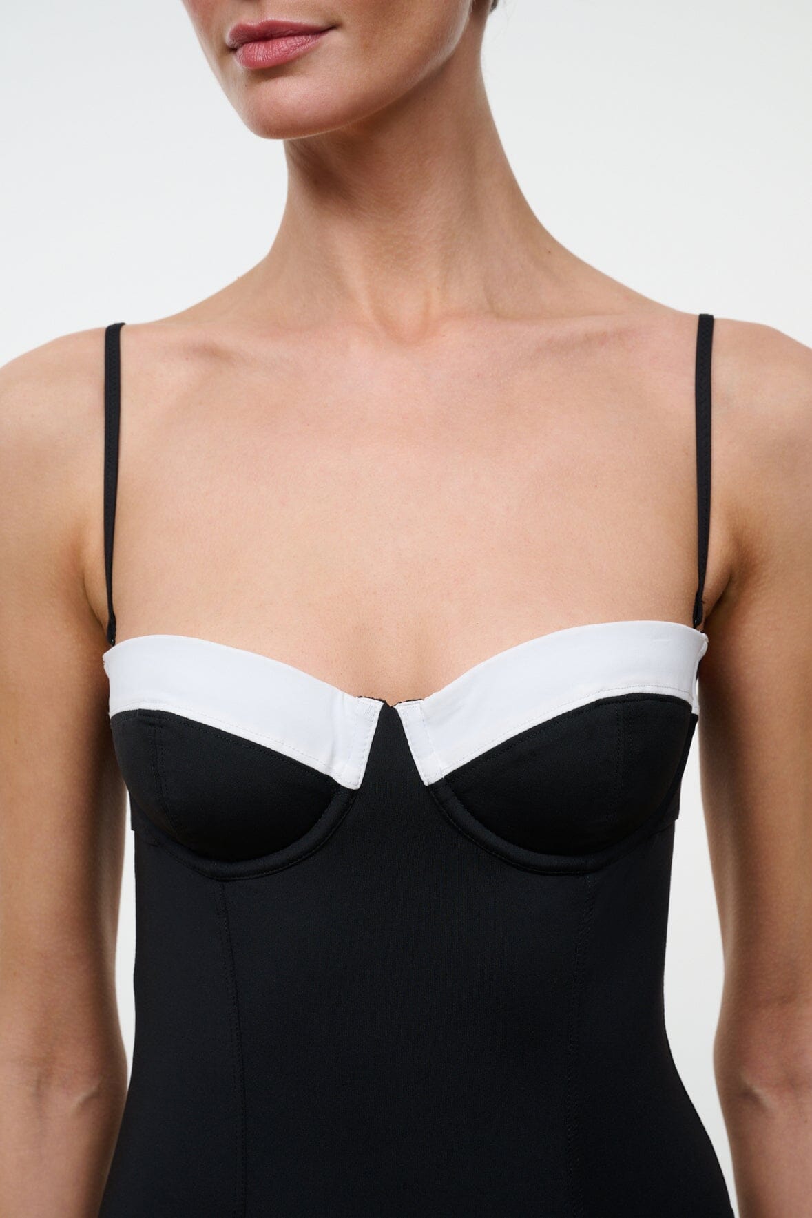 MAEVE ONE PIECE | BLACK WHITE